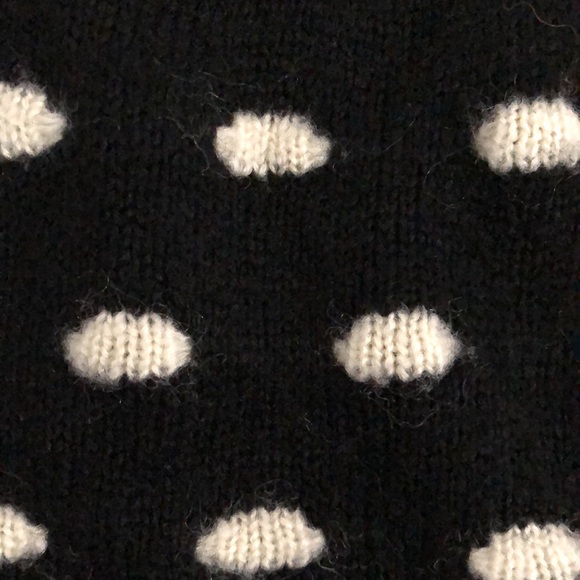 Forever21 polka dot sweater - Picture 3 of 4